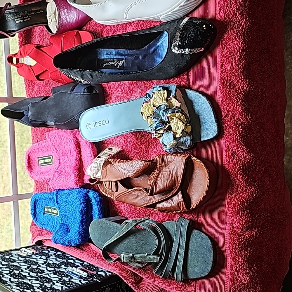 Women shoe sale - Picture 3 of 6